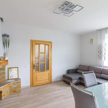 Hotell під лісом