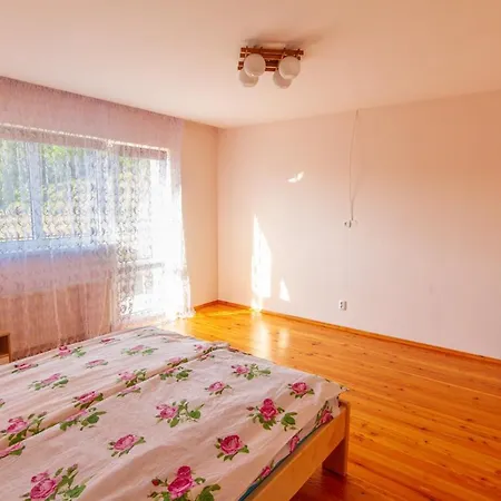 Hotel під лісом