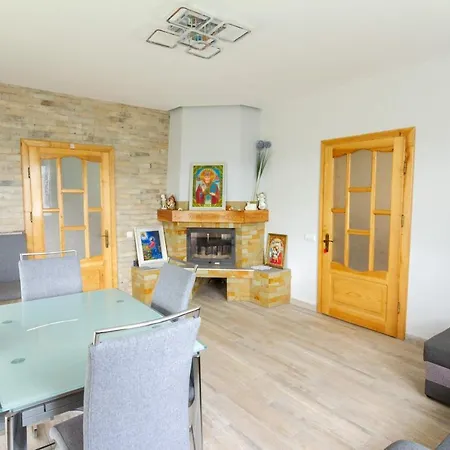 Hotell під лісом Volovets