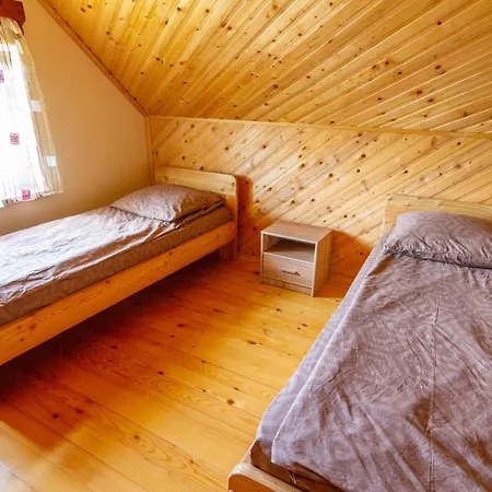 Hotell під лісом