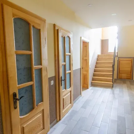 Ξενοδοχείο під лісом